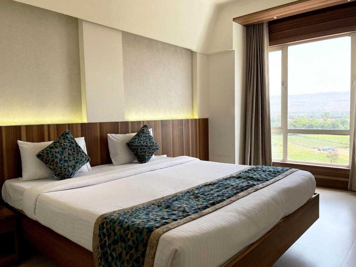 Hotel Grand Parivaar Igatpuri Exteriér fotografie