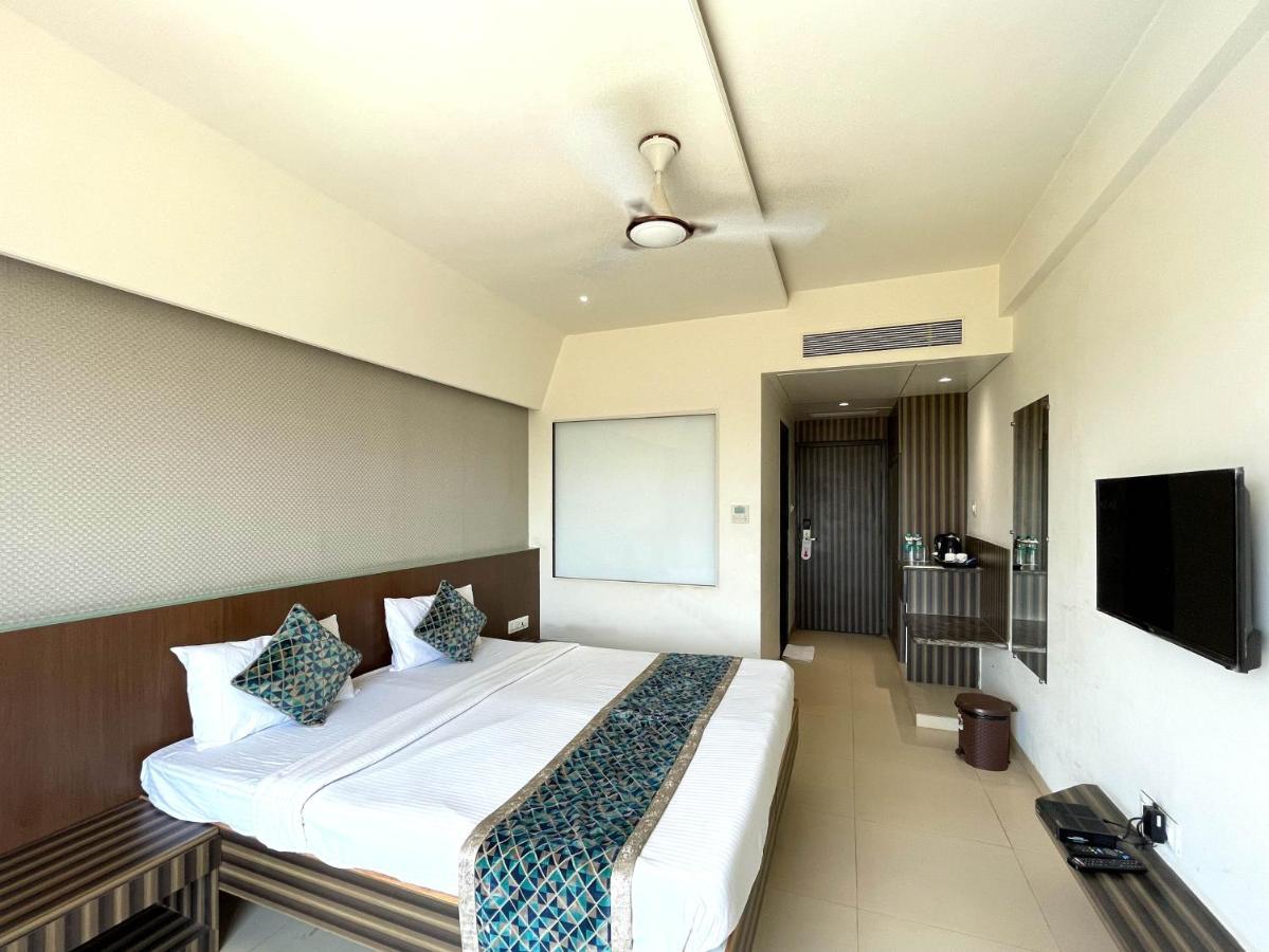 Hotel Grand Parivaar Igatpuri Exteriér fotografie