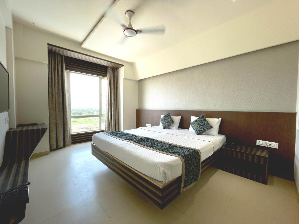 Hotel Grand Parivaar Igatpuri Exteriér fotografie